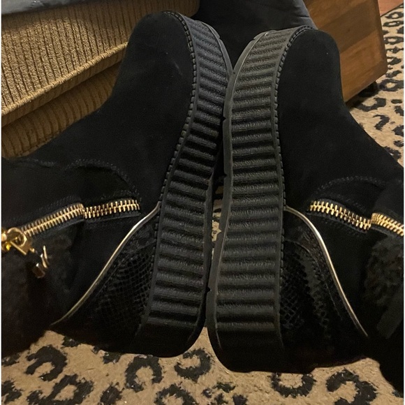 MICHAEL KORS BOOTS - Picture 2 of 4